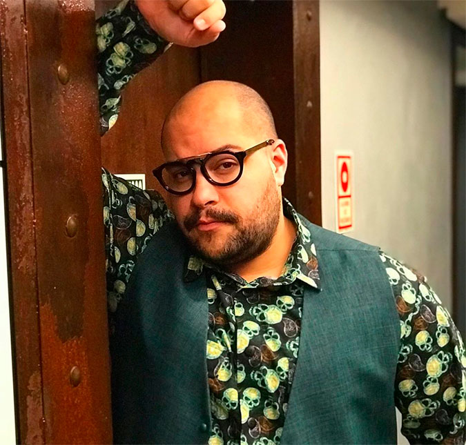 Tiago Abravanel fala sobre marido pela primeira vez: - <I>Nunca estive no armário</I>