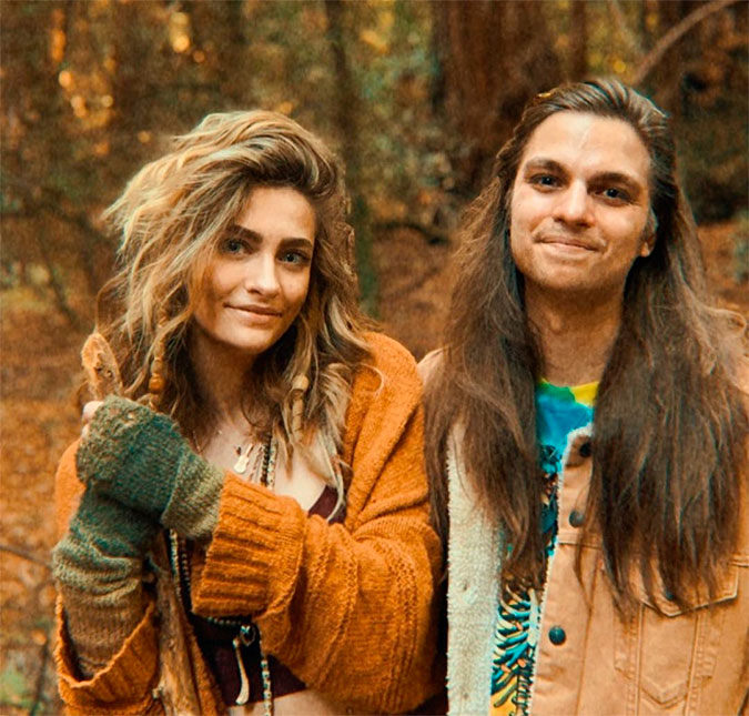 Namorado de Paris Jackson teria passado a andar na linha para salvá-la de um colapso, diz <I>site</I>