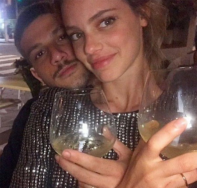 Laura Neiva e Chay Suede encantam com vídeo fofíssimo da época em que a atriz estava grávida, assista!