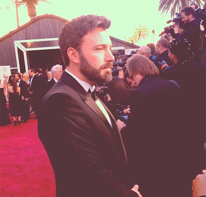 Ben Affleck estaria usando <i>app</i> de relacionamento para encontrar alguém com o mesmo perfil de sua ex, Jennifer Garner!