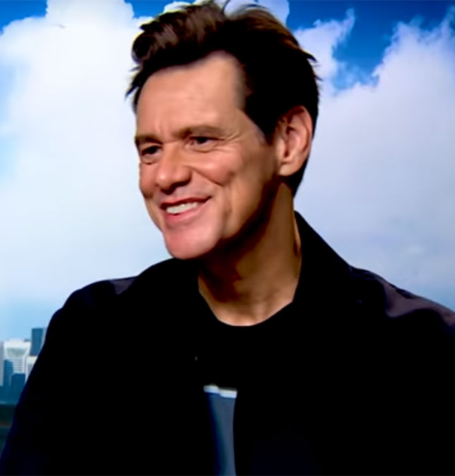 Jim Carrey é criticado por supostamente <I>cantar</i> jornalista durante entrevista, entenda