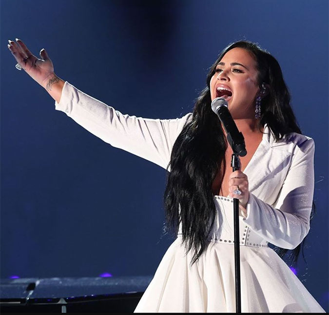 Demi Lovato revela transtorno alimentar causado por overdose