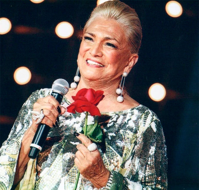 Hebe Camargo vai ser homenageada com missa e recebe exposição em shopping de São Paulo