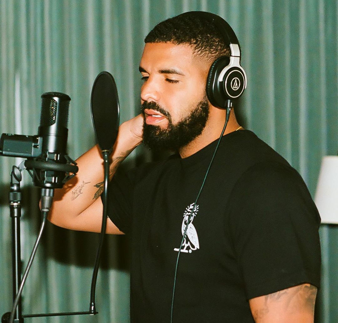 Drake choca os fãs ao citar acusações de pedofilia contra Michael Jackson em nova música