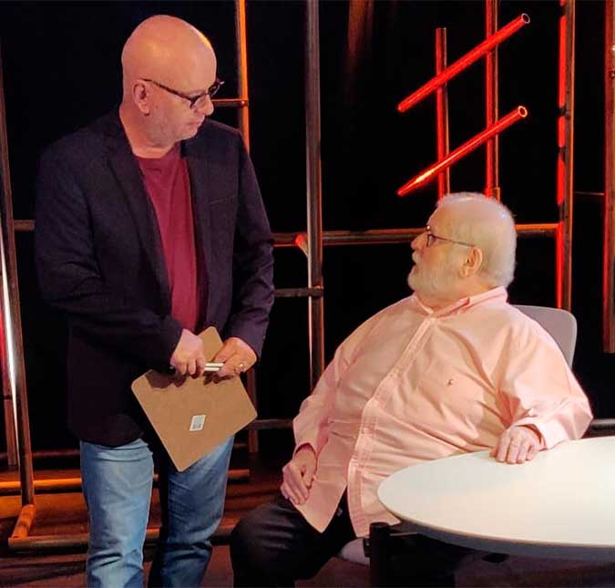 Jô Soares fala sobre sexualidade em programa de Marcelo Tas<i>: - Poder dizer que nós somos dois </i>veados velhos<i>, dá uma alegria enorme</i>