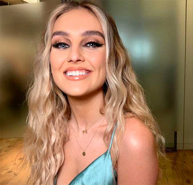 Perrie Edwards, do <i>Little Mix</i>, anuncia ausência no festival <i>Grls!</i> por conta de doença