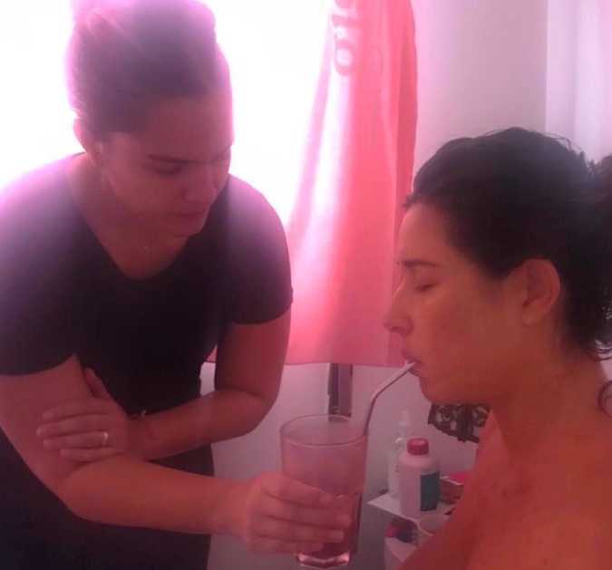 Giselle Itié posta clique de parto em casa e faz relato: <I>Totalmente inserida na partolândia</i>