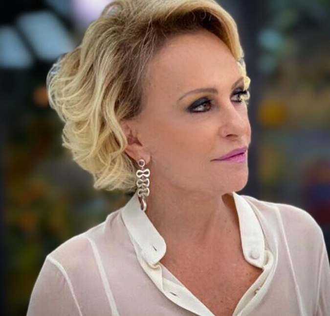 Ana Maria Braga manda recado para fãs direto do hospital: - <i>Estou muito feliz</i>
