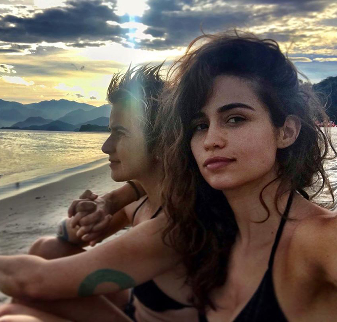 Nanda Costa revela ter recebido muitas ameaças por conta de sua sexualidade