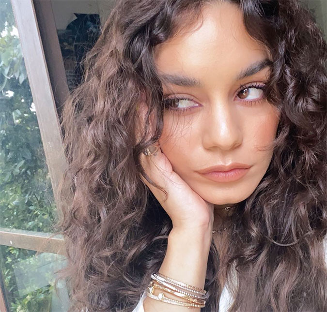 Vanessa Hudgens é acusada por fãs de debochar de pandemia do coronavírus: <i>- Pessoas vão morrer, é inevitável</i>