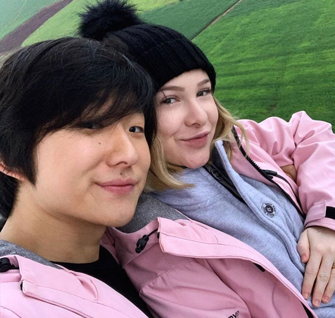 Depoimento de Pyong Lee sobre assédio é adiado - e esposa do hipnólogo fala sobre exposição após o <i>BBB20</i>