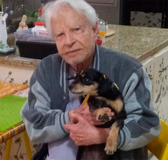 Cid Moreira se autoisola em casa por conta do coronavírus: <i>Eu corro perigo de vida na minha idade</i>