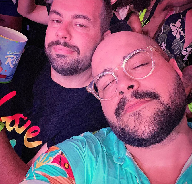 Tiago Abravanel faz homenagem ao marido em data especial: <I>Te amo, meu lindo!</I>