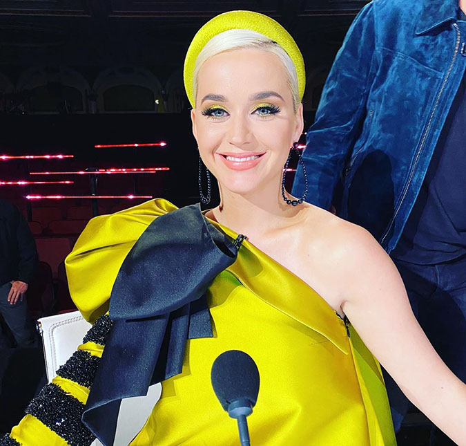 Katy Perry é levada às lágrimas após garota convulsionar no <i>American Idol</i>