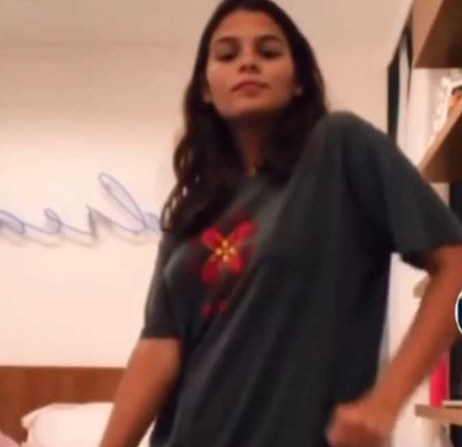 Irmã de Bruna Marquezine faz sucesso com vídeos dançando, assista!