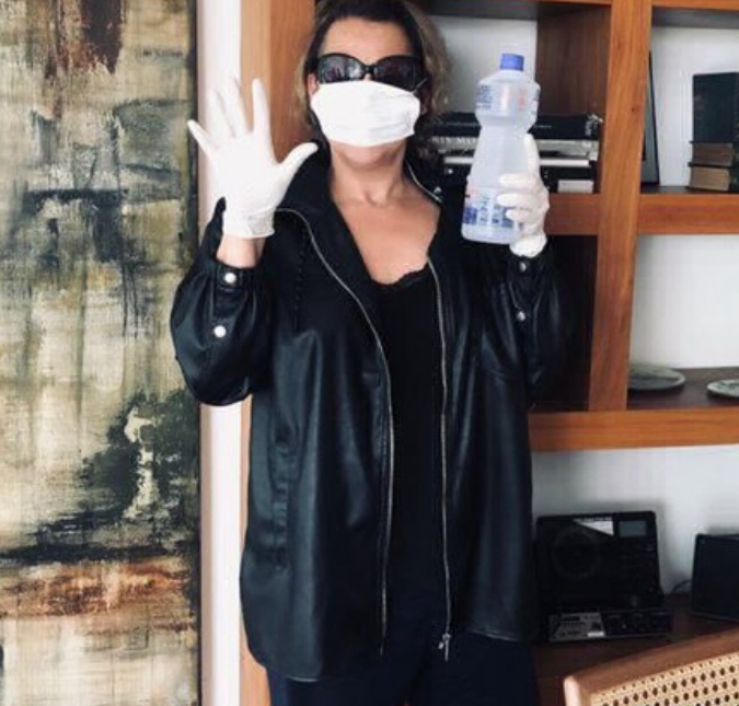 Diagnosticada com esclerose múltipla, Ana Beatriz Nogueira não se descuida!