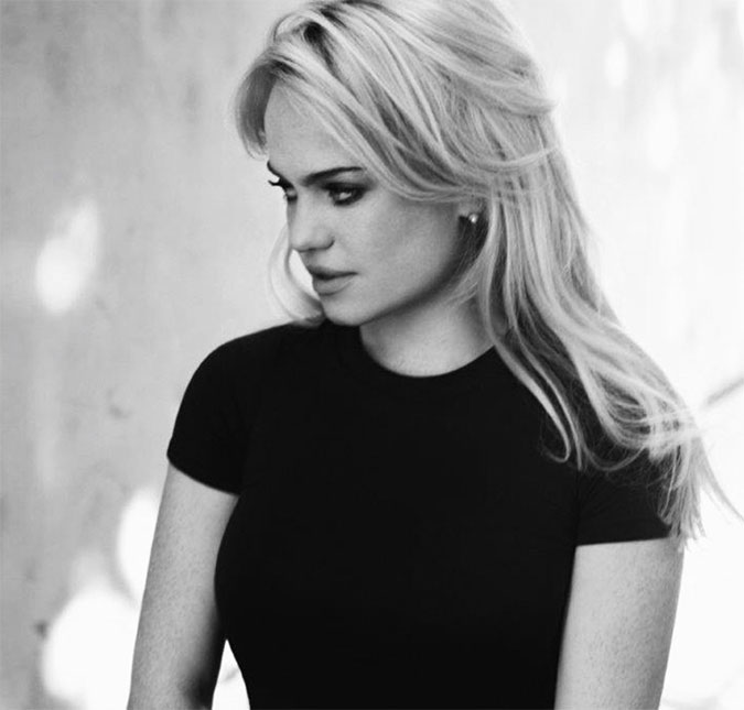 Cantora Duffy, do sucesso <I>Mercy</I>, escreve forte relato sobre seu sequestro e estupro