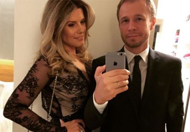 Tiago Leifert e esposa, Daiana Garbin, anunciam que filha está com câncer: <i>Um tumor em cada olho</i>