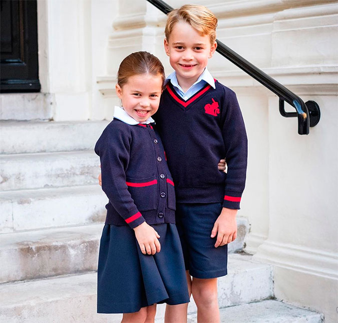 Príncipe George está <i>muito chateado</i> com a irmã, princesa Charlotte, por causa de um motivo bem fofo; descubra!