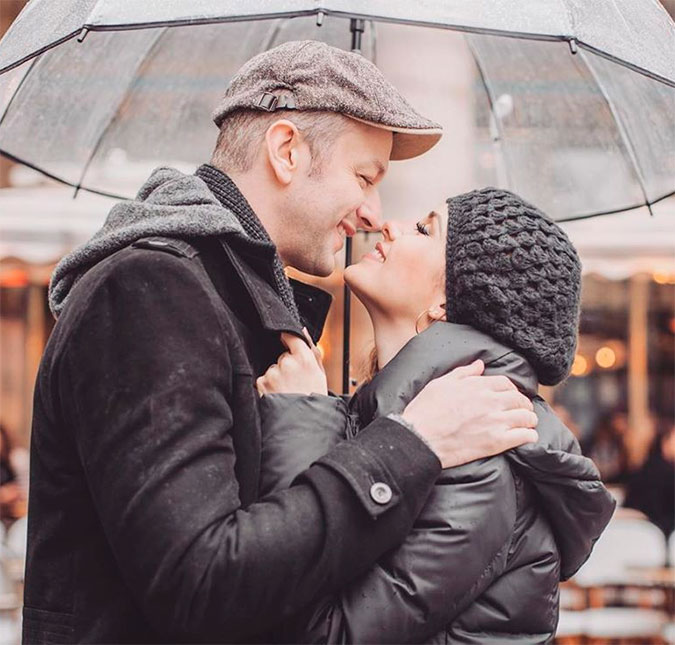 Sandy anuncia <i>live</i> ao lado do marido, Lucas Lima, para celebrar o Dia dos Namorados!