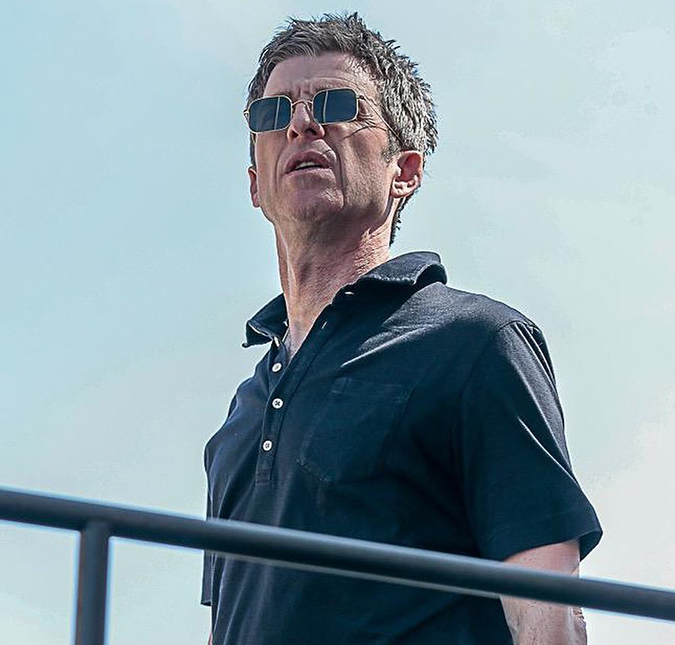 Noel Gallagher, ex-<i>Oasis</i>, relembra vício em drogas: <i>- Pensei que ia ter um ataque cardíaco</i>