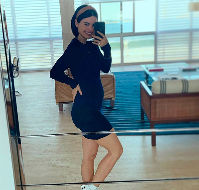 Sthefany Brito relata ter ficado <i>bem assustada</i> ao descobrir a primeira gravidez: <i>- Fiquei complemente pálida, em choque</i>