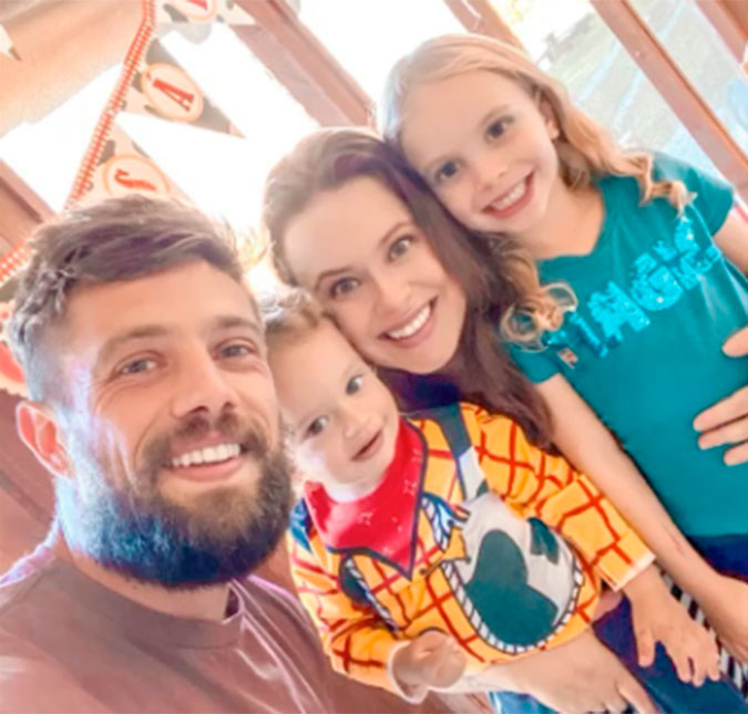 Mariana Bridi e Rafael Cardoso celebram os dois anos de idade do filho caçula com festa em casa; assista ao vídeo!