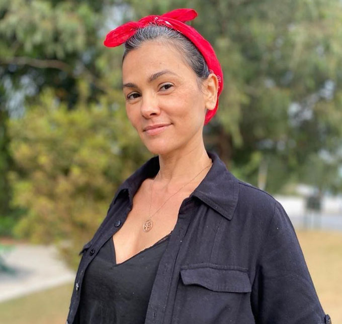 Aos 41 anos de idade, Suzana Alves, ex-Tiazinha, assume cabelos brancos. Veja!