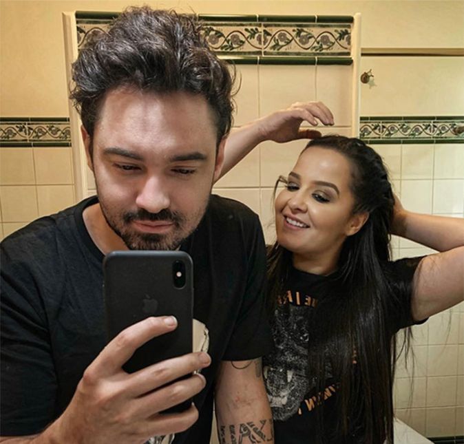 O primeiro rumor de término entre Maiara e Fernando aconteceu em junho de 2019, quando o sertanejo publicou um post em que na legenda falou o seguinte sobre liberdade: A felicidade é algo entre a liberdade e a segurança. Nesta mesma época, Maiara desativou suas redes sociais, o que deixou os fãs ainda mais apreensivos sobre o fim do relacionamento.
