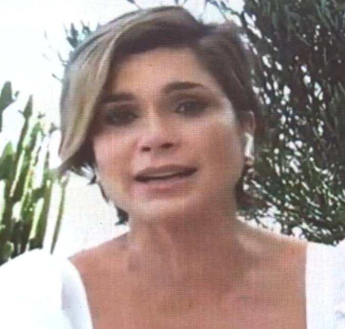 Flávia Alessandra chora ao ver os pais no <I>Encontro: - Saudade da minha família</i>