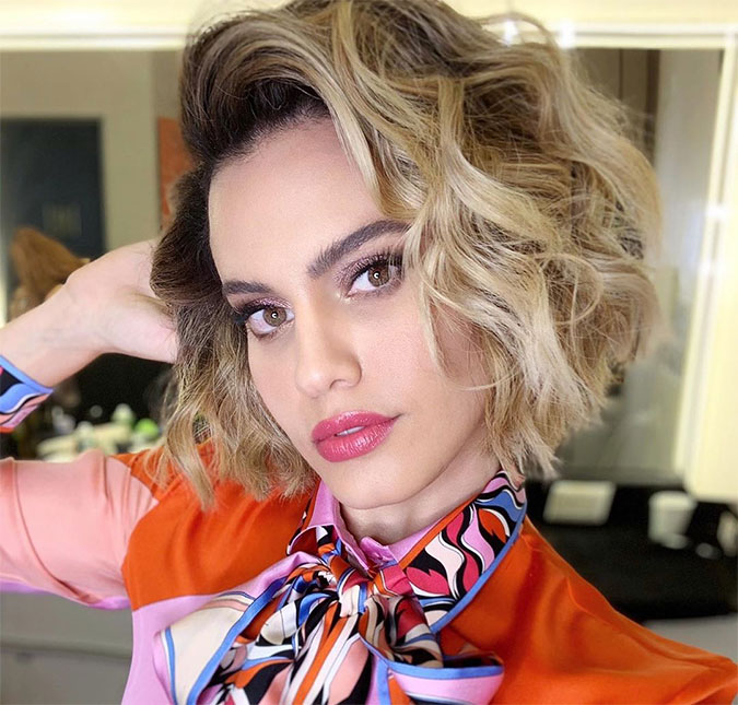 Letícia Lima posa <i>topless</i> para falar sobre a quarentena; entenda