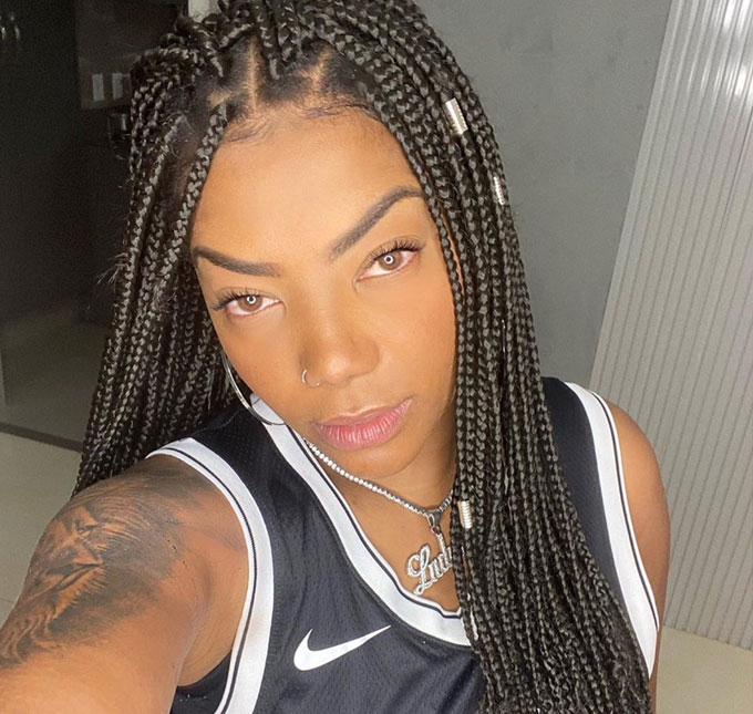 Ludmilla recebe apoio de Emicida e rebate comentário de Samantha Schmütz: <i>Antes de ser cantora, sou artista</i>