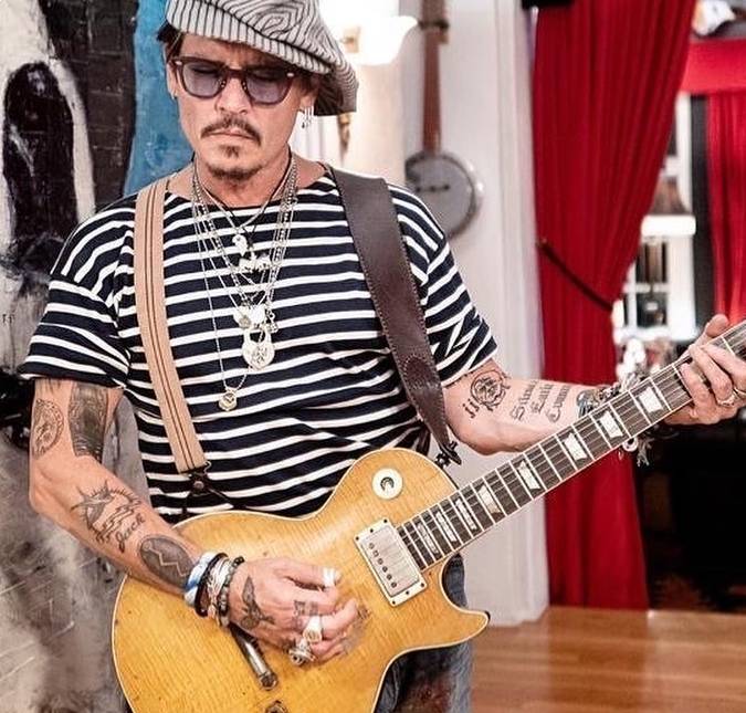 Johnny Depp vive relacionamento com advogada que está se divorciando,  afirma site - Estrelando