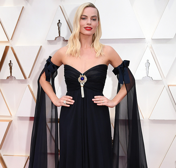 Margot Robbie é confirmada como atriz principal em novo longa de <i>Piratas do Caribe</i> com roteiro totalmente original, afirma <i>site</i>