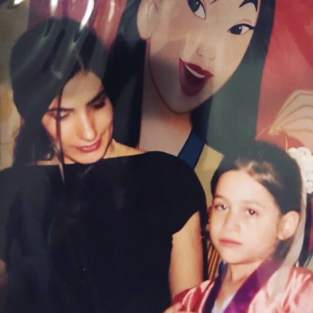 Virginia Cavendish posta foto rara com Luisa Arraes e seguidores comentam: <I>Não sabia que eram mãe e filha</i>