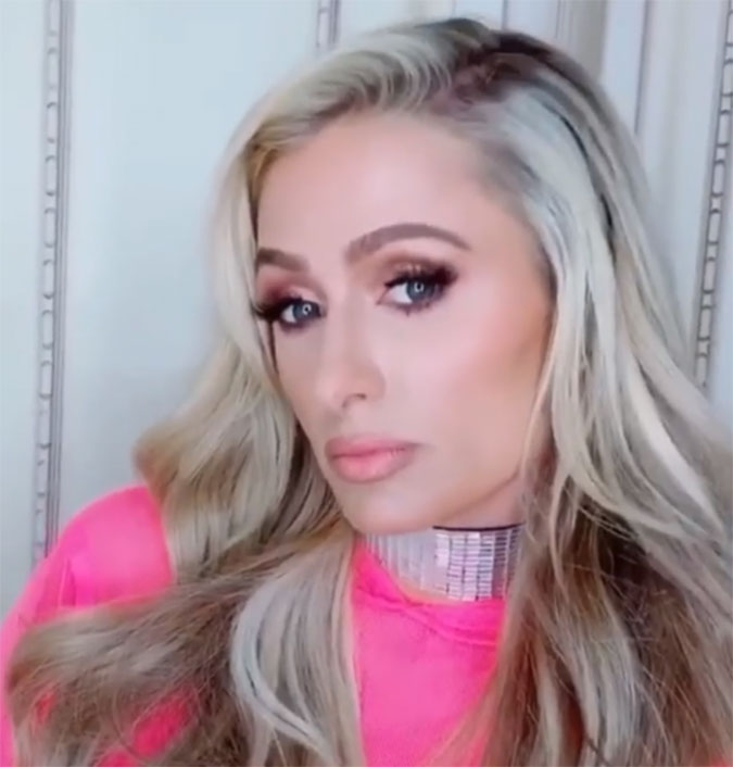Paris Hilton desabafa sobre abuso mental que sofreu na infância em novo documentário: - <I>Ainda tenho pesadelos</i>