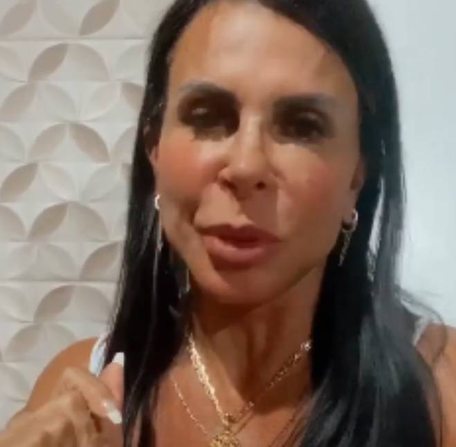 Gretchen defende Thammy Miranda em propaganda de Dia dos Pais: <I>É um pai de verdade</i>