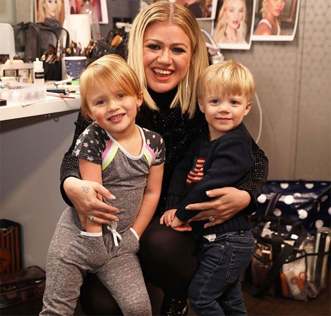 Após terremoto na Califórnia, Kelly Clarkson compartilha momento engraçado com os filhos; saiba mais!
