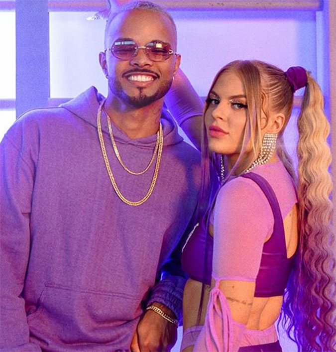 Luísa Sonza lança novo <i>hit</I>, <i>Toma</I>, elogia Anitta e fala sobre carreira internacional: - <I>Vai acontecer naturalmente</i>