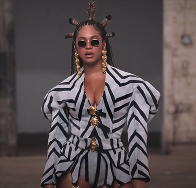 Beyoncé divulga <i>Black is King</i>, seu novo álbum visual, e os fãs não poupam elogios: <i>Uma das obras mais lindas que já vi</i>