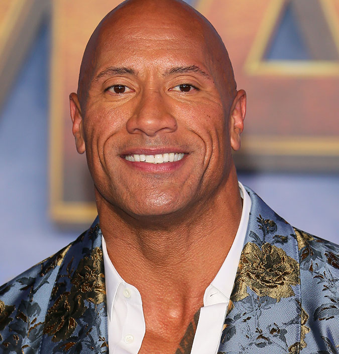 Dwayne Johnson, o The Rock, compra liga falida de futebol americano por 80 milhões de reais! - Estrelando