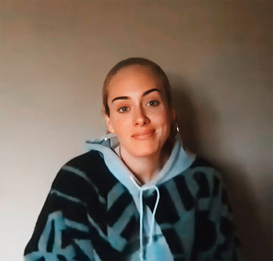 Adele presenteia o seu <i>affair</i> com um colar de 117 mil reais, diz site