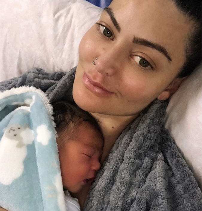Após dar à luz, Laura Keller e filho ainda estão internados