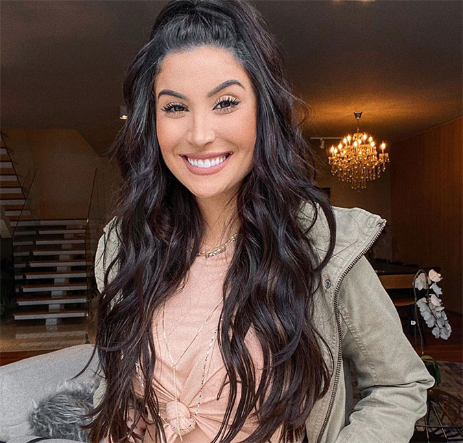 Bianca Andrade explica intervenções que fez nos dentes e diz: <I>- Todos os ajustes que eu fiz em mim, sempre prezei pela naturalidade</I>
