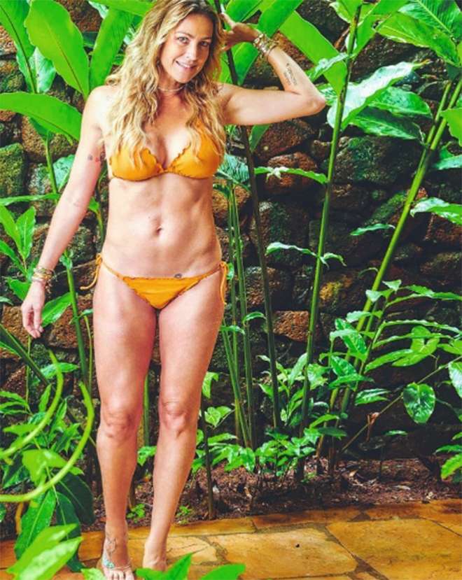 Luana Piovani posa nua e leva web à loucura Eterna musa brasileira
