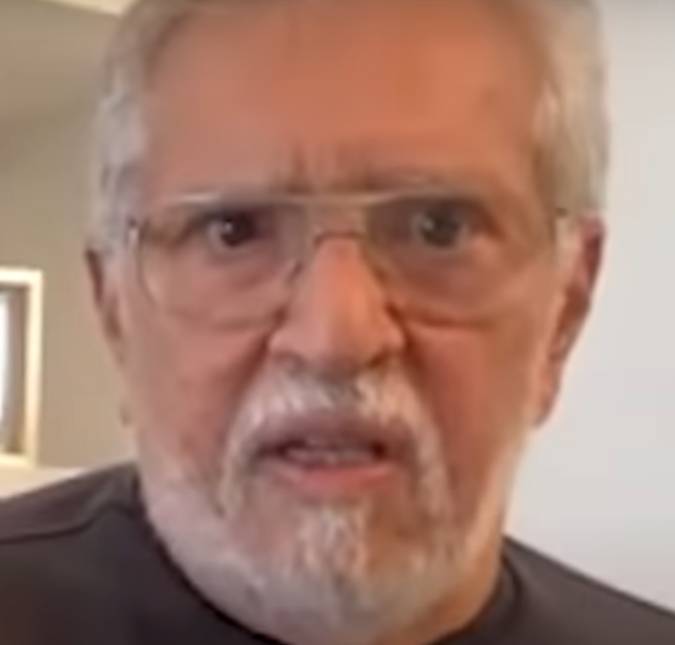 Carlos Alberto de Nóbrega conta que chorou quando voltou ao <I>SBT</i> após isolamento: <I>Vazio</i>