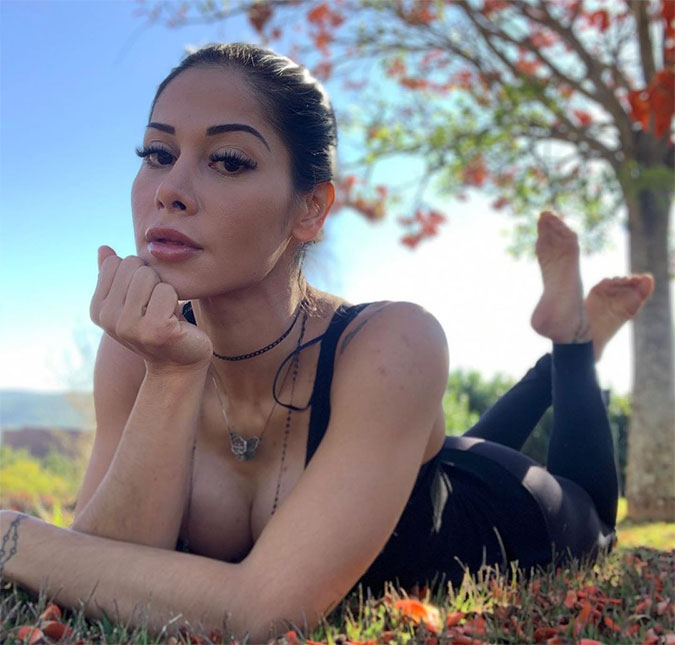 Mayra Cardi dá casa mobiliada para Preta, babá de sua filha, e afirma: <i>Realizando um sonho</i>