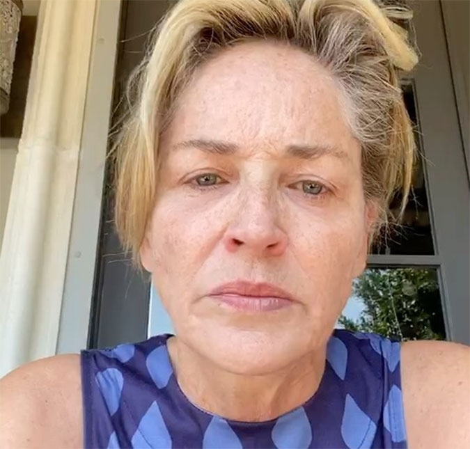 Sharon Stone compartilha vídeo da irmã com lúpus lutando contra o coronavírus: <I>- Ela não está indo bem</I>