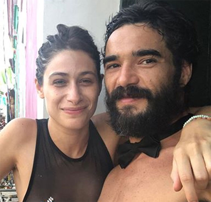 Caio Blat e Luisa Arraes falam sobre <i>DRs diárias</i> em confinamento: <i>- Toda angústia descontamos um no outro</i>