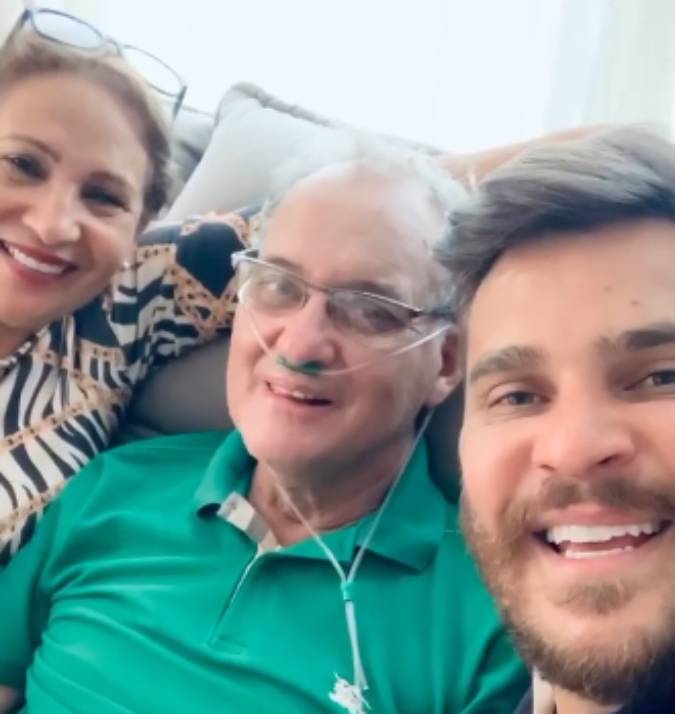 Pai do sertanejo Cauan Máximo tem alta hospitalar após Covid-19